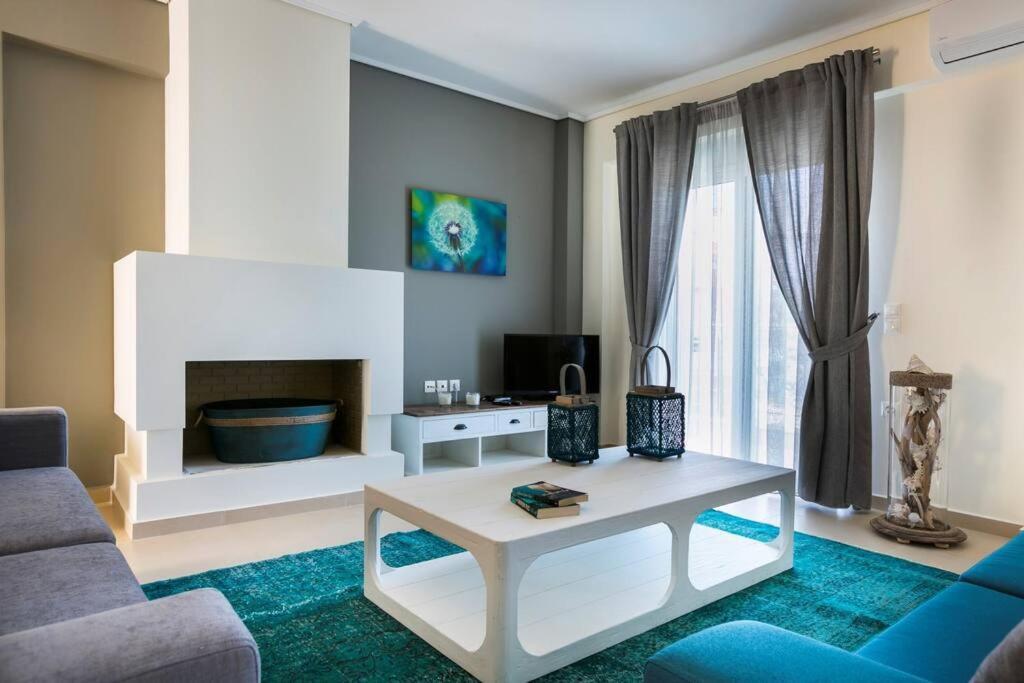 Eucalyptus Suite Sea View Karavomylos Extérieur photo